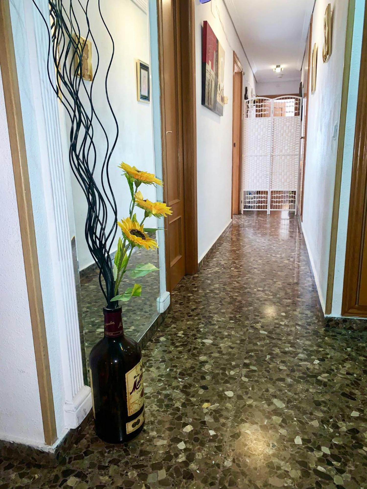 Apartamento Apartamento Compartido Con Vista Al Puerto Valencia Exterior foto